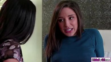 Абелла показывает скромной мачехе как сквиртить и они приступают к лесбийскому сексу