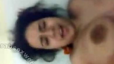 Кудрявую азербайджанку отымел мужик в волосатую манду по самые яйца