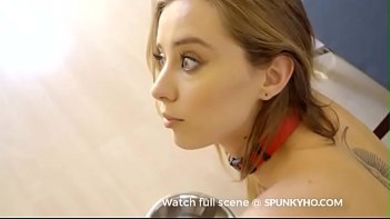 Сводная сестра трахается с братом после проигрыша