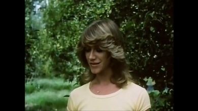 Высокая девушка на обочине взяла в рот маленький хер застенчивого парня